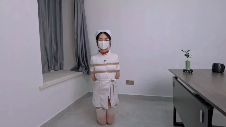 Screenshot 2 from Nurse Xiaoling’s Risky Choice: Raymond’s Elite Sanatorium