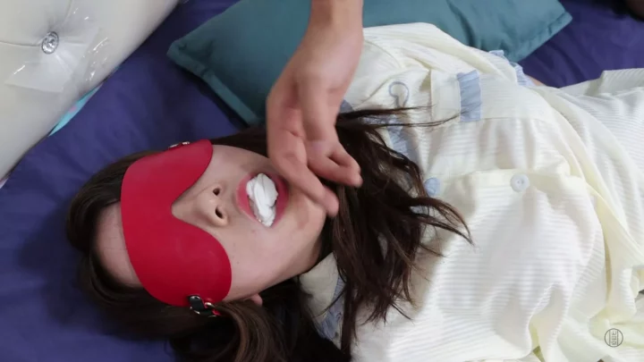 Screenshot 1 from Self-bound Xiaoqing (Part 2)
