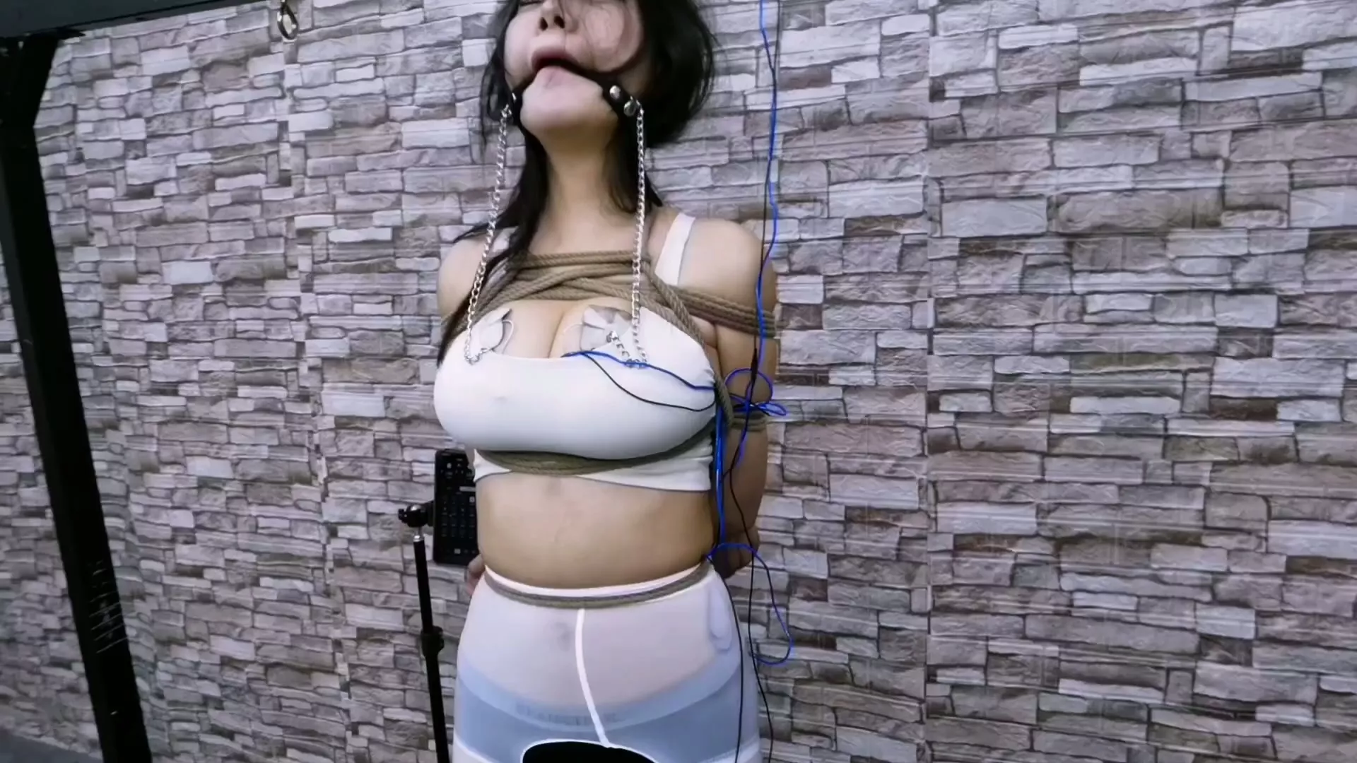 Screenshot 5 from Liar’s Ordeal: Electrifying Chinese Suspension Torture