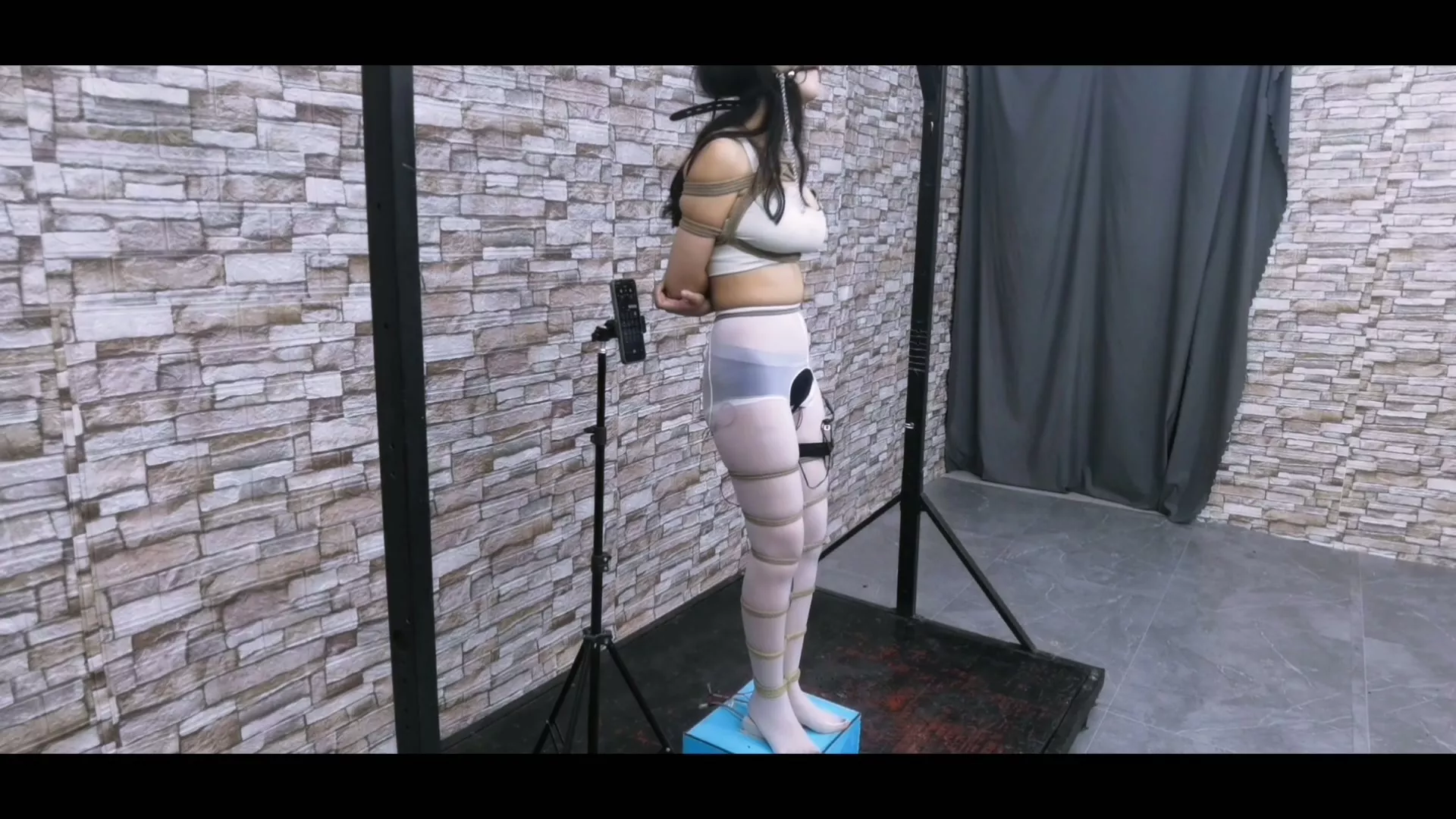 Screenshot 7 from Liar’s Ordeal: Electrifying Chinese Suspension Torture