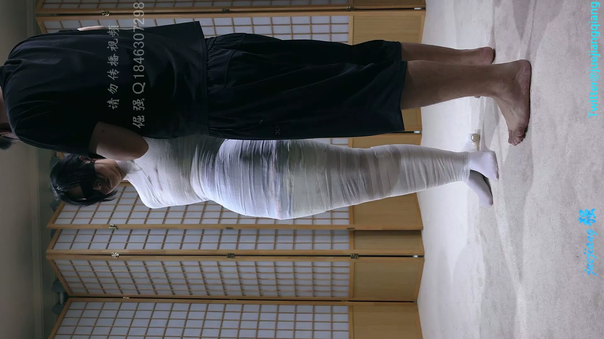 Screenshot 2 from Juejiang: Xiaojiu’s First Full-Body Mummy Bondage