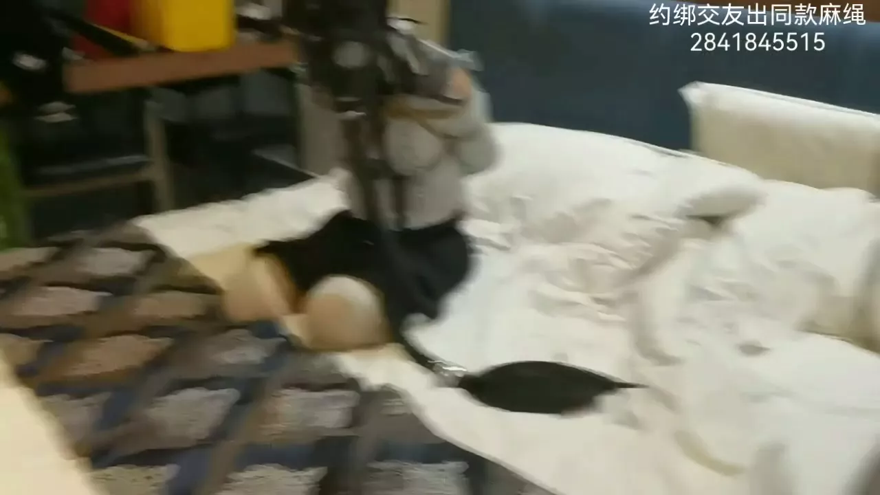Screenshot 8 from Wo Yiding Hui Huilai De: Gas Mask Suffocation & Frogtie Bondage