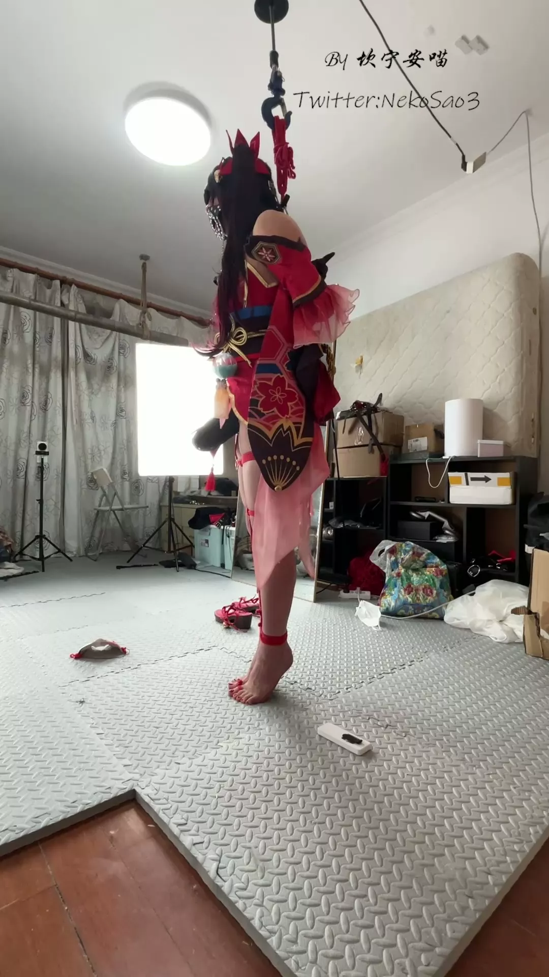 Screenshot 9 from Kan Meow: Hanabi’s Cosplay Peril – Suspended in Bondage