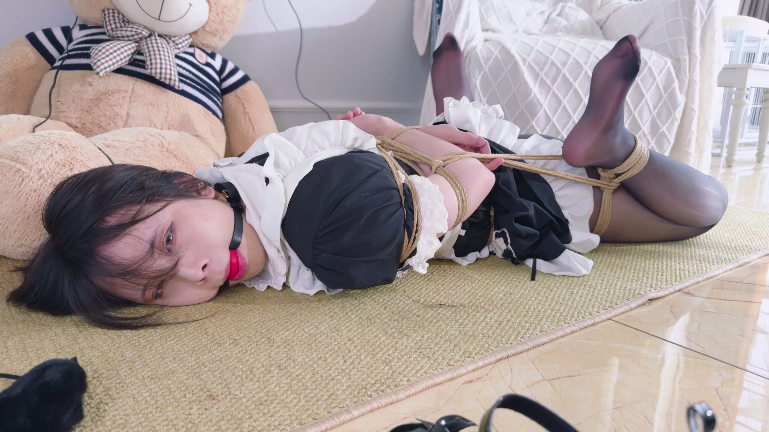 Screenshot 8 from Yume: The Maid’s Ordeal – Bound, Gagged & Powerless