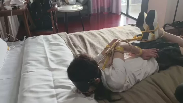 Screenshot 3 from Tutu’s 90-degree straight arm and difficult back-hand Guanyin