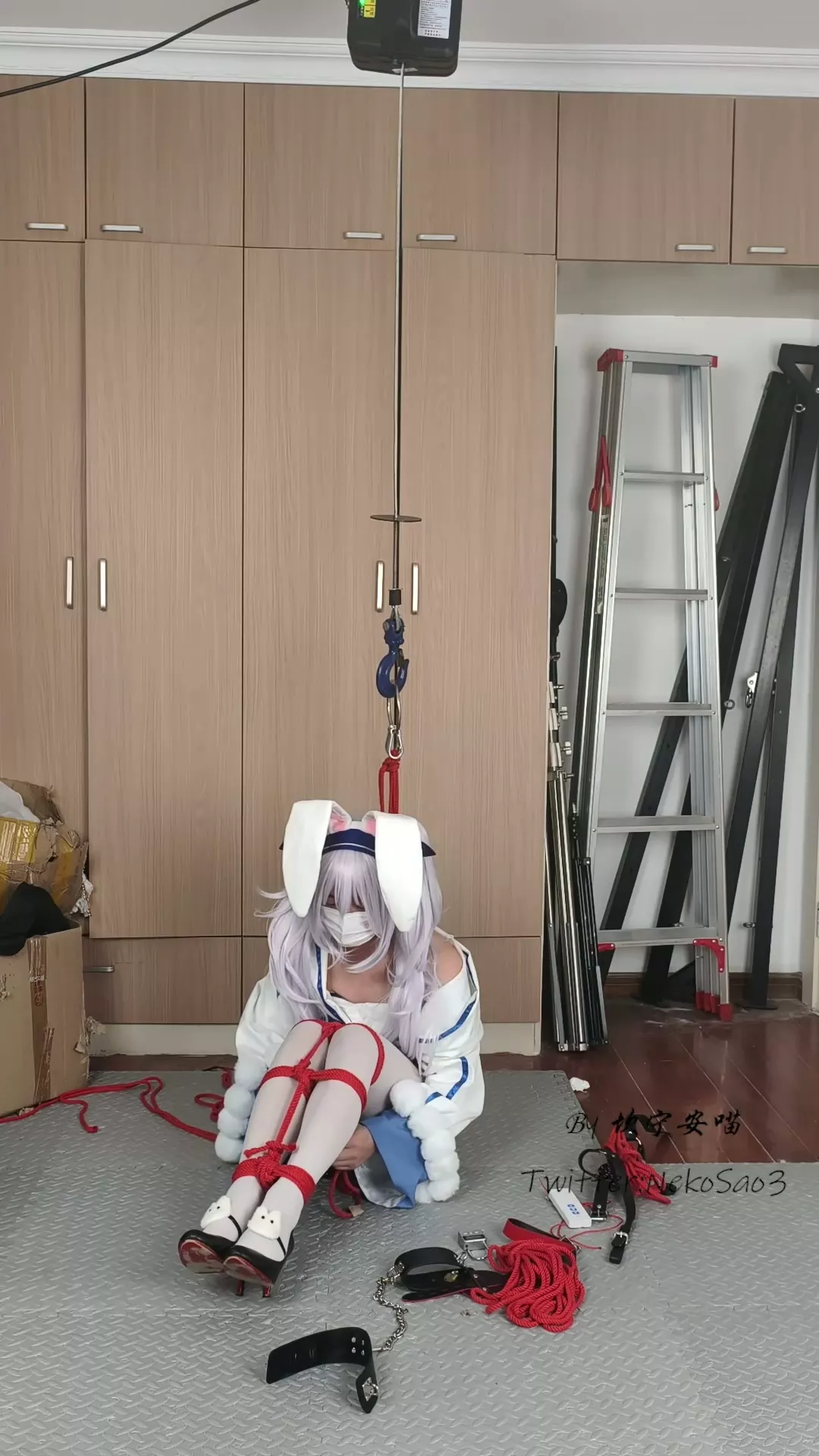 Screenshot 3 from Kan Meow: Azur Lane Laffey Bunny Girl Hogtie Self-Bondage