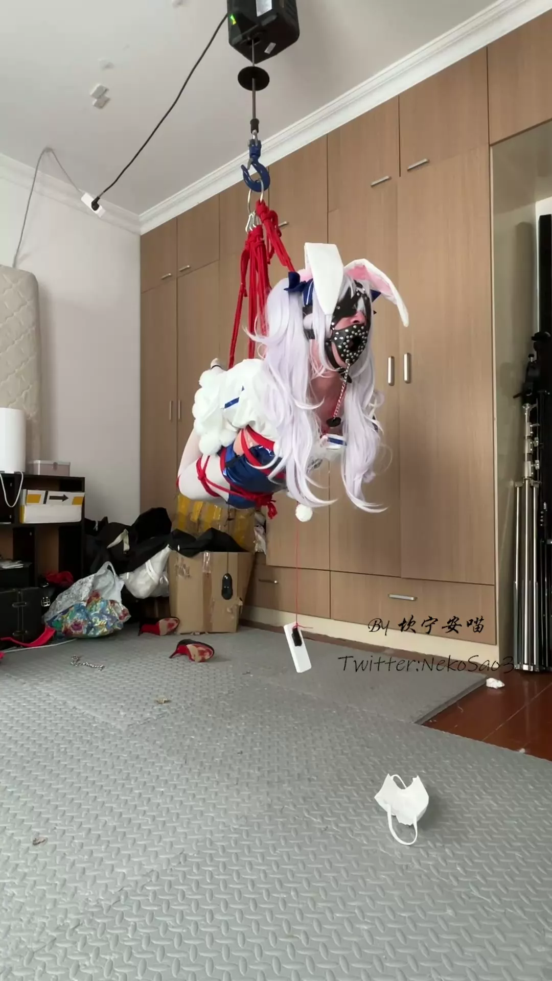 Screenshot 9 from Kan Meow: Azur Lane Laffey Bunny Girl Hogtie Self-Bondage