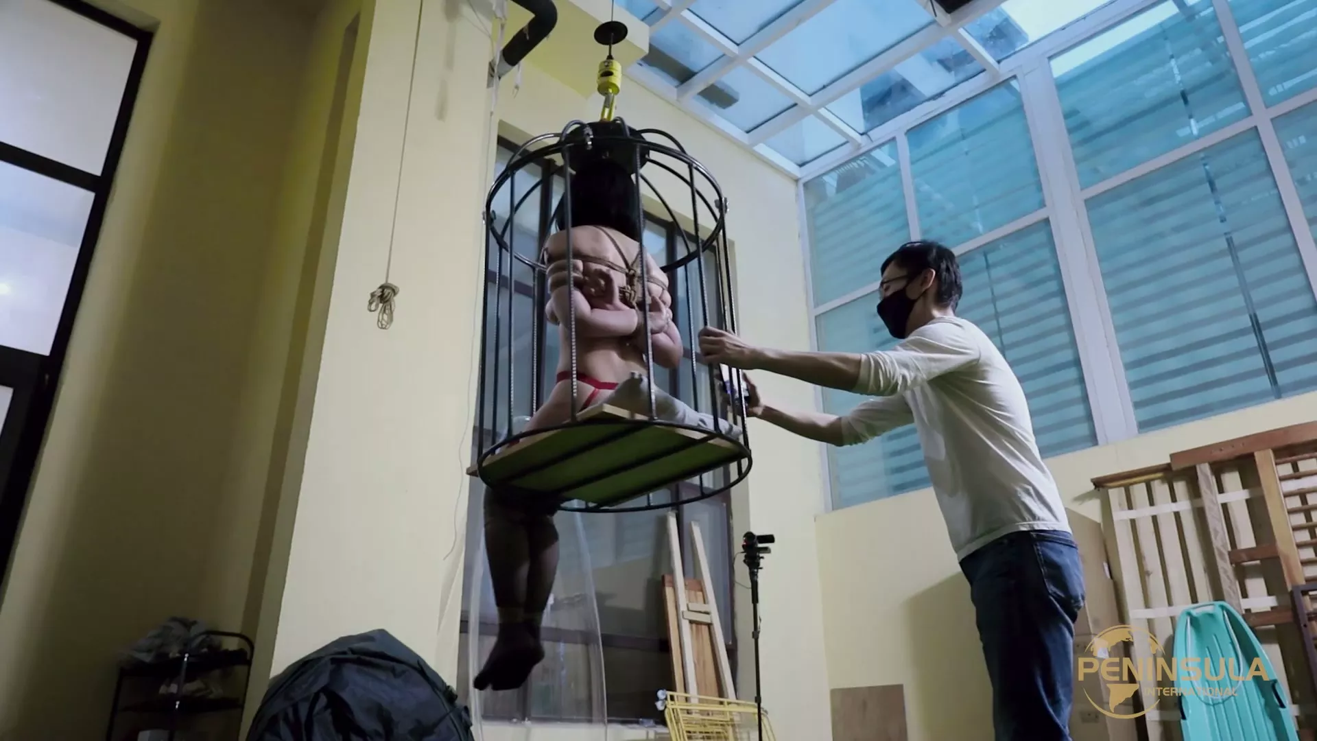 Screenshot 9 from Jinan Rope: Cage Shock – Extreme Chinese Ballgag Bondage