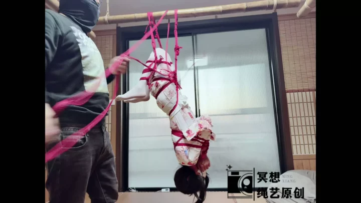 Screenshot 7 from Kimono Qiqi’s bondage experience