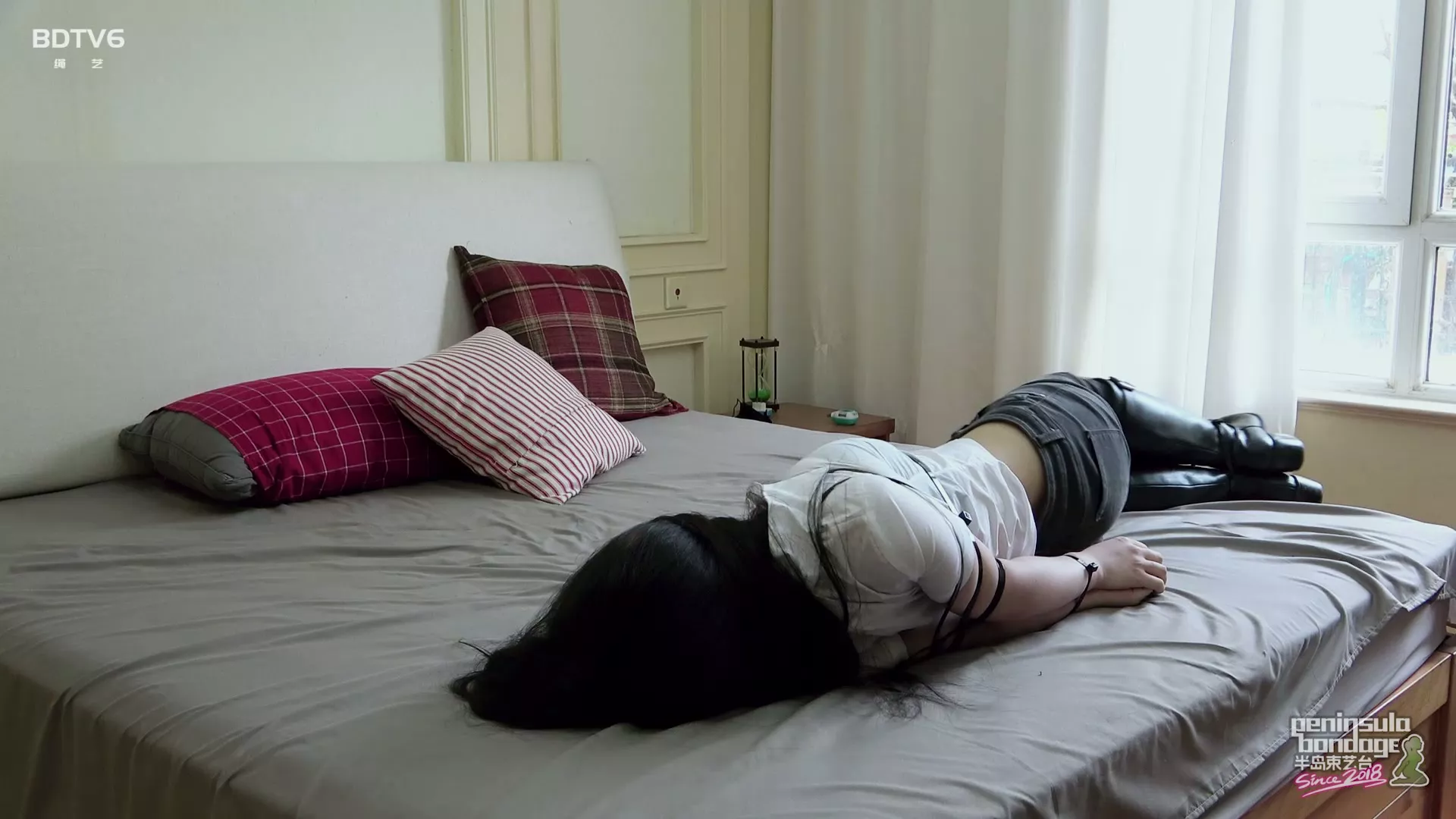 Screenshot 3 from Jinan Rope: Barcelona Agent’s Unwilling Security System Test