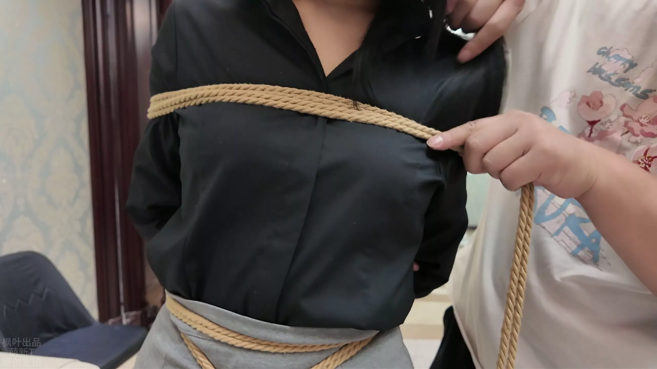 Screenshot 7 from XiaoYao: Interview Gone Wild – Captive Beauty’s Bondage Ordeal