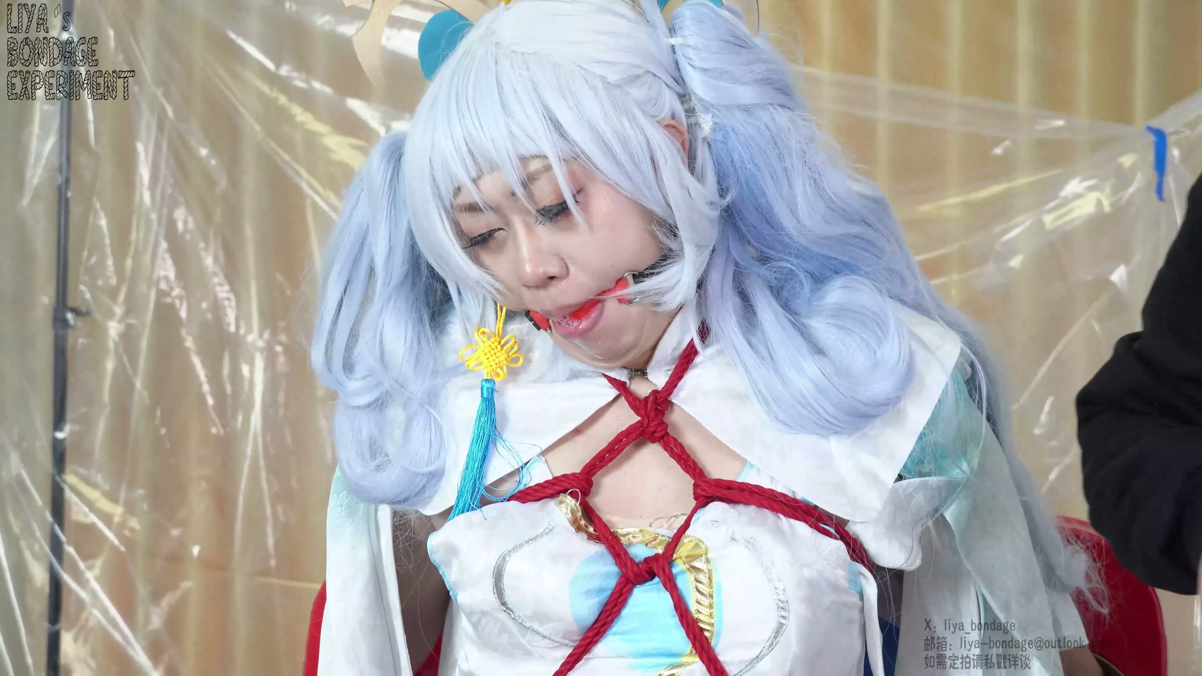 Screenshot 6 from Liya: Chinese Cosplay Model’s Extreme Ice & Fire Ordeal
