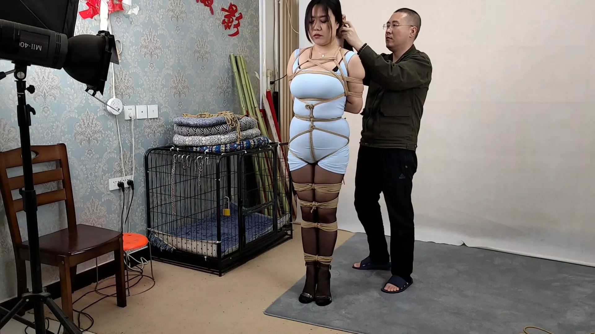 Screenshot 5 from Willing Studio: Li Ran’s Intense Bound Predicament