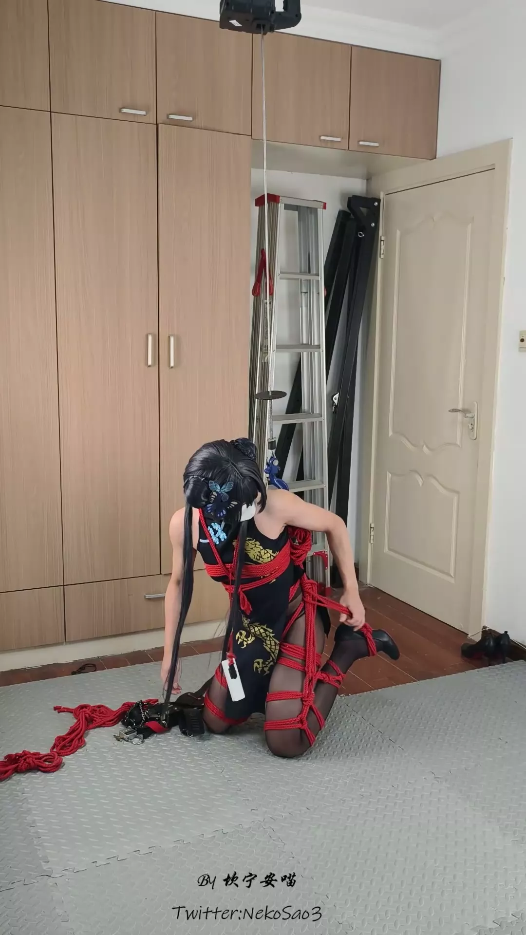 Screenshot 6 from Kan Meow: Kisaki’s Extreme Self-Bondage Frogtie Challenge