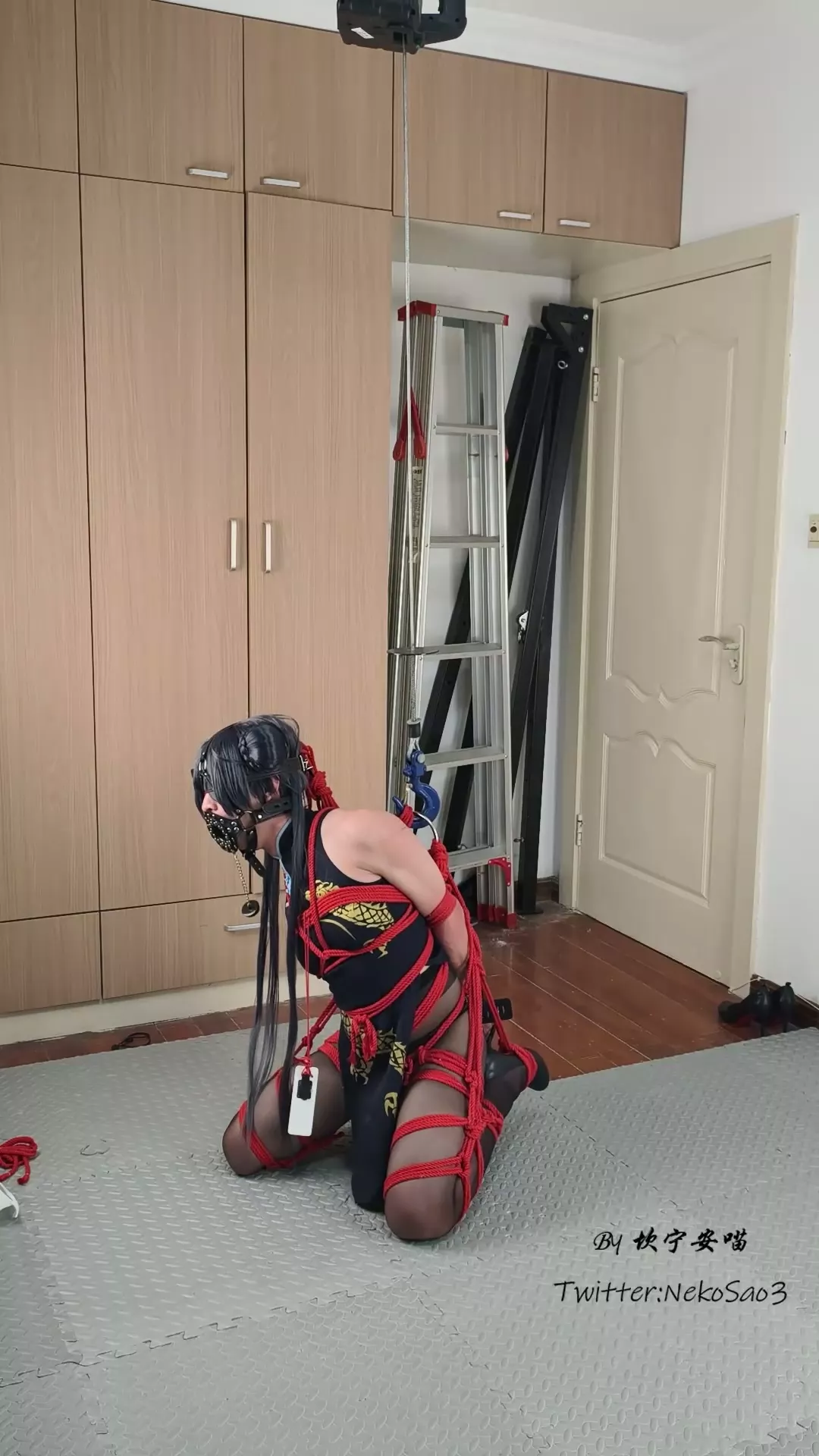 Screenshot 7 from Kan Meow: Kisaki’s Extreme Self-Bondage Frogtie Challenge