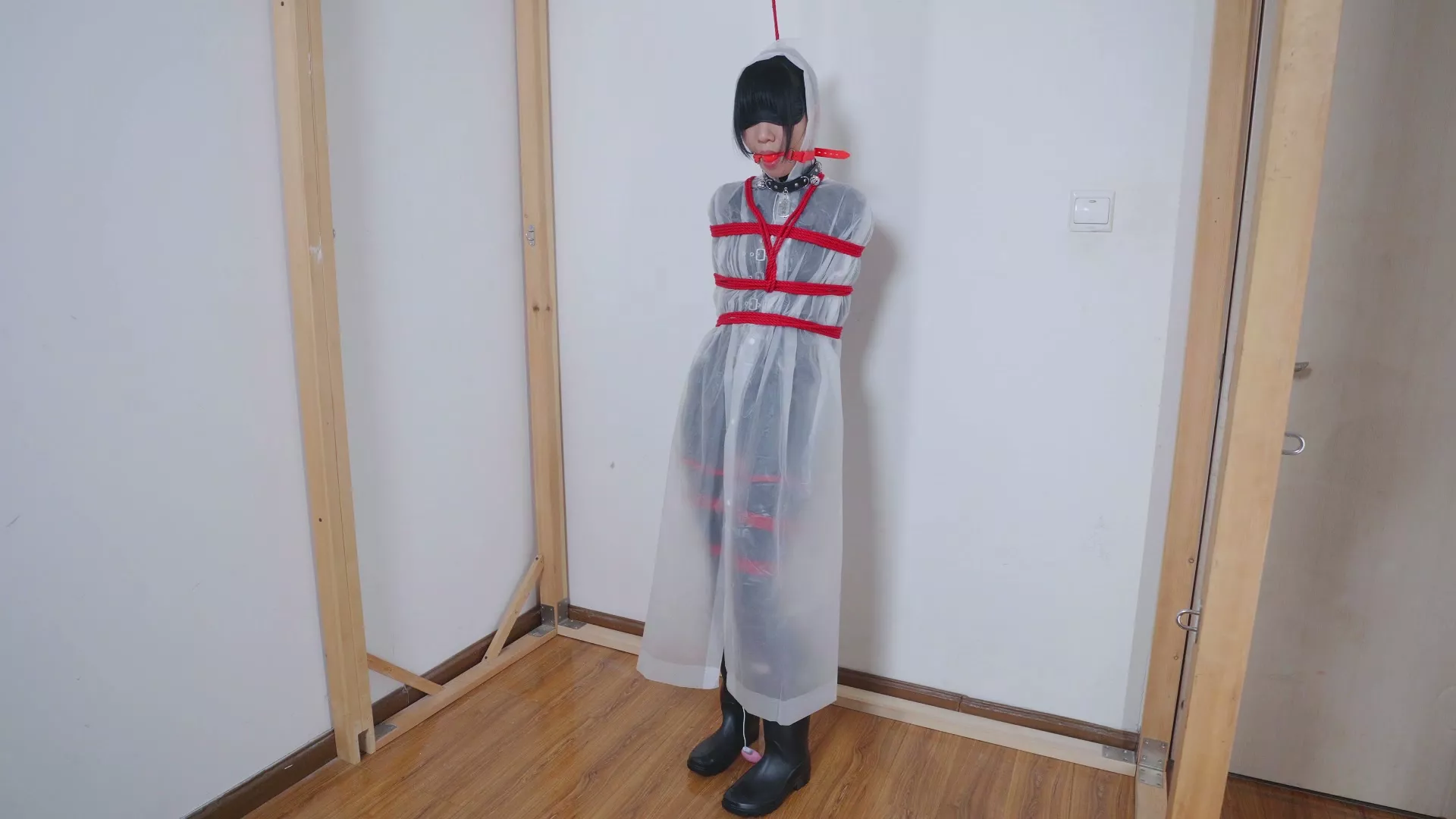 Screenshot 7 from Leng Jiang’s Latex Bondage Training: A Kinky Transformation