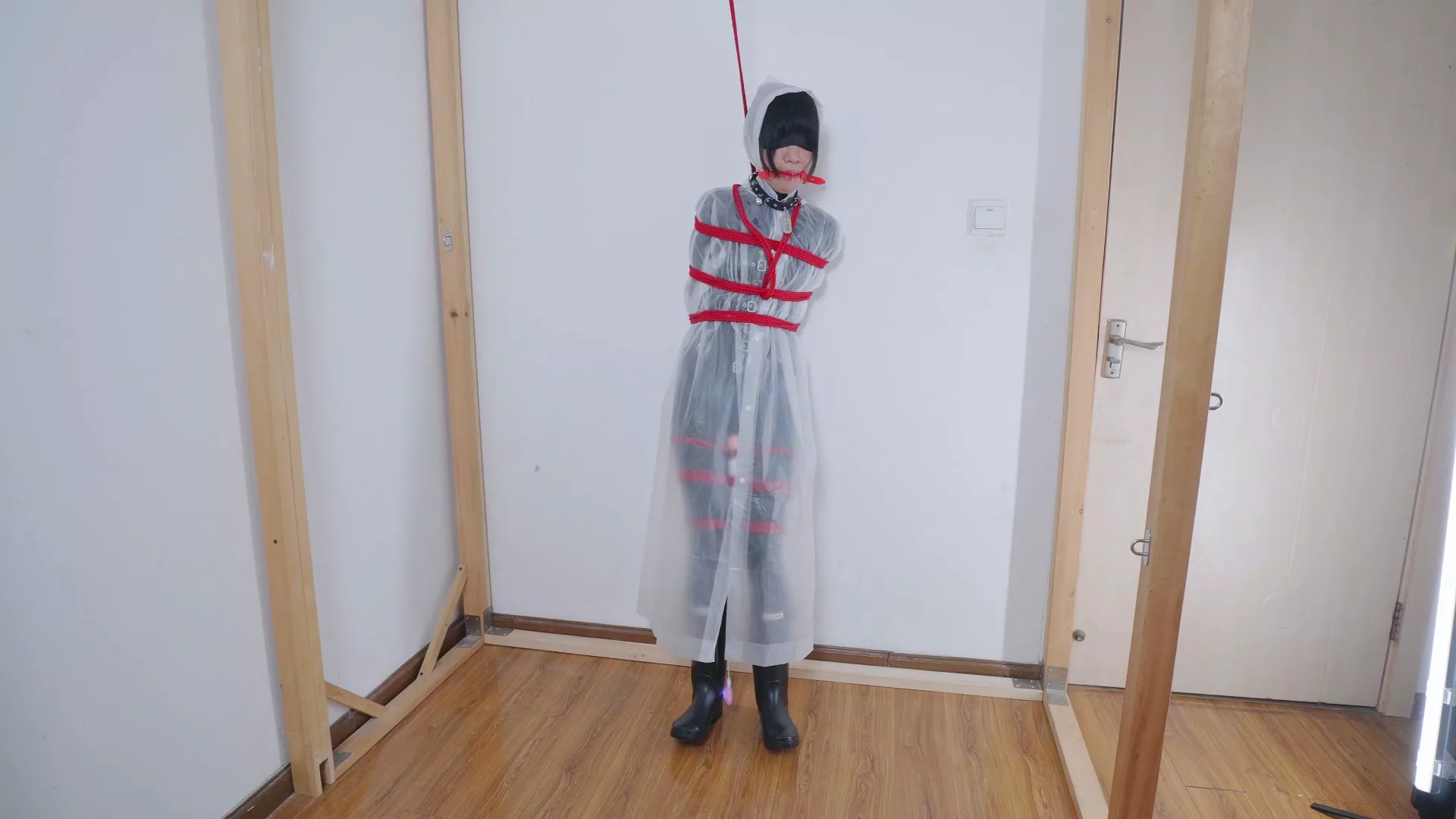 Screenshot 8 from Leng Jiang’s Latex Bondage Training: A Kinky Transformation
