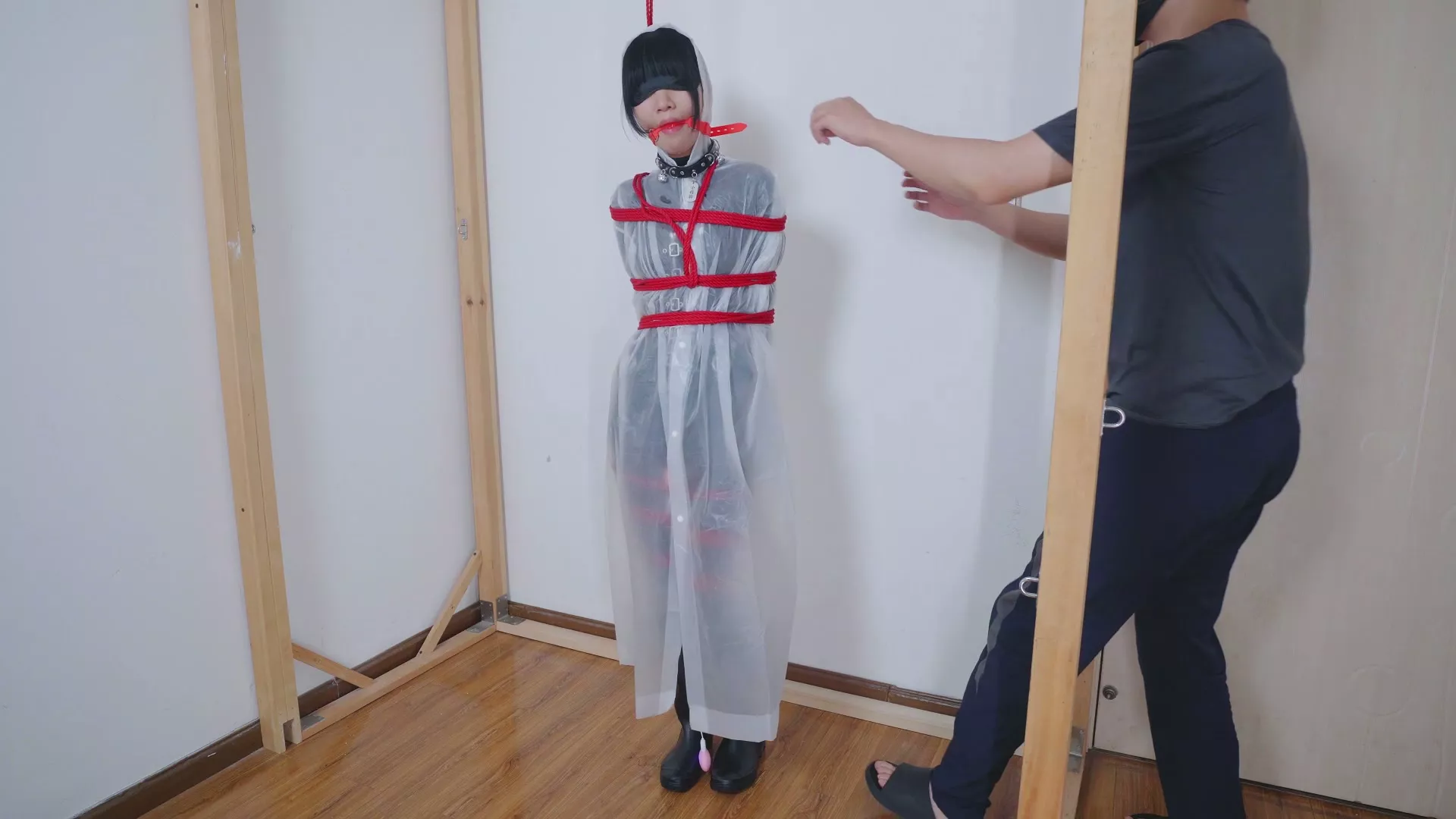 Screenshot 9 from Leng Jiang’s Latex Bondage Training: A Kinky Transformation