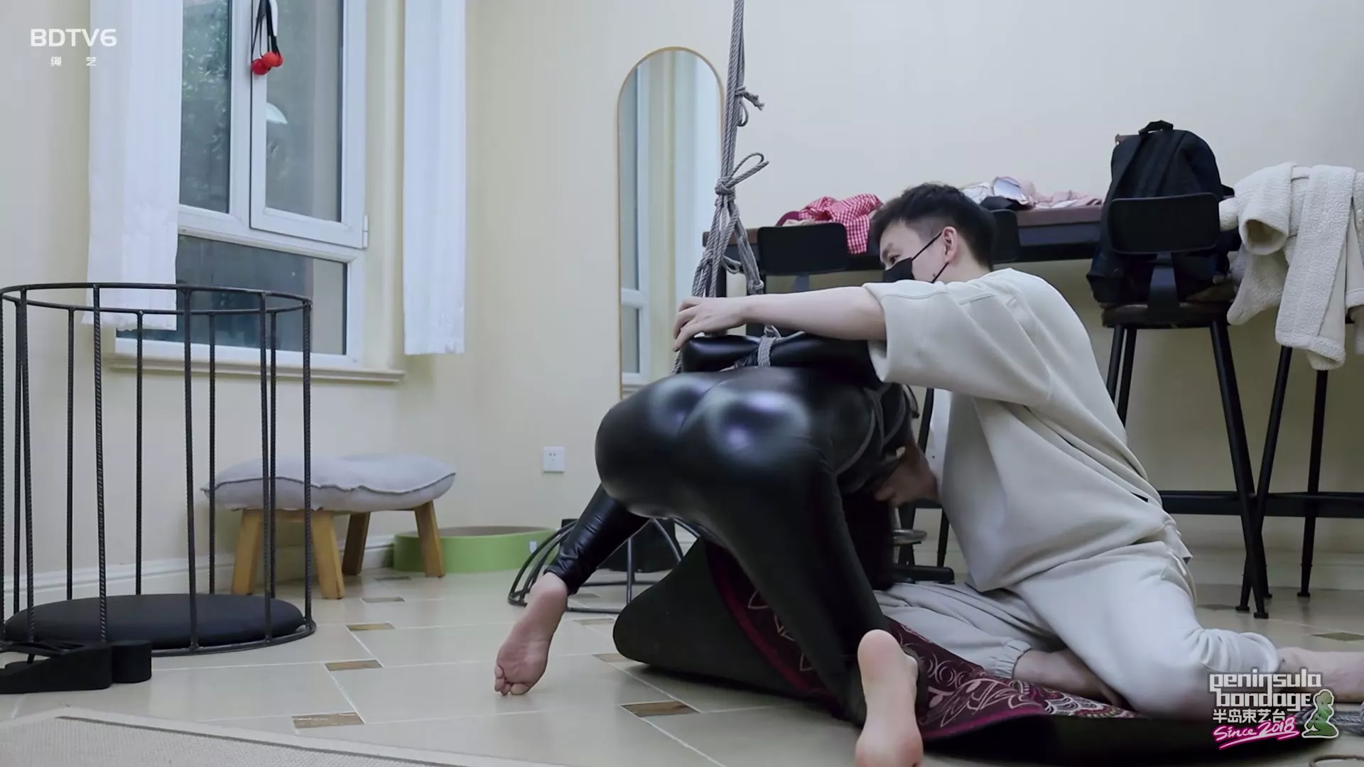 Screenshot 7 from Jinan Rope: Traditional Japanese Style Meets Leather Jacket