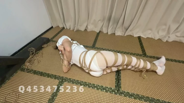 Fat Bamboo: Chinese Ballgagged Beauty’s Intense Struggle