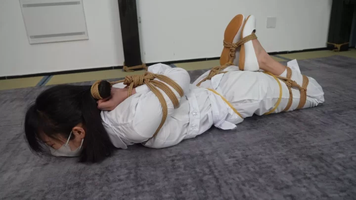 Elephant Man Studio: Nurse’s Strict Discipline – Backhand Guanyin & Hogtie