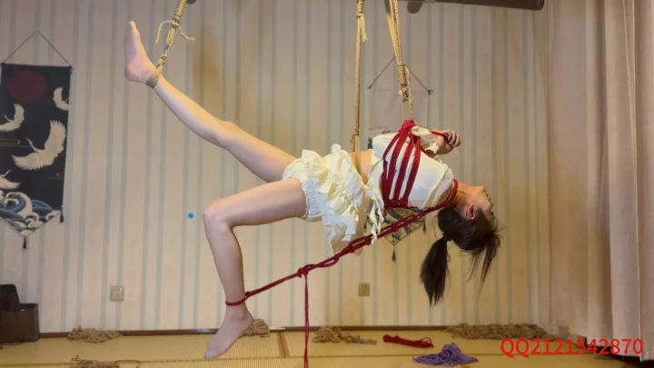 Crossdressing Bondage: Suspension & Shock Training by Pleasant Diary