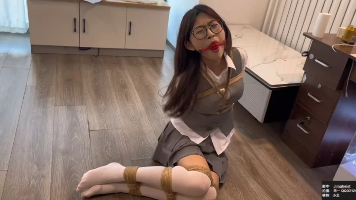Heyi Original: Schoolgirl’s Secret Desire – Ballgagged & Bound