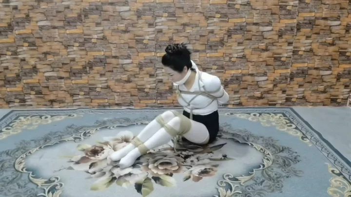 IELTS’s Risky Escape: A Gagged Bondage Challenge by Muyao Studio