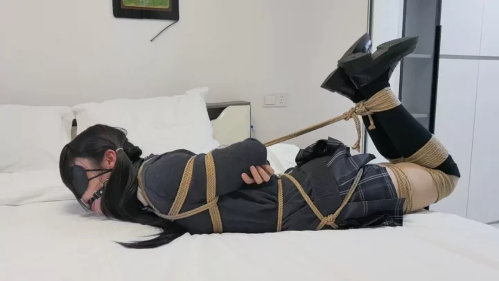 Fan Xiaoxiao: Orgasmic Obsession & Rope Therapy