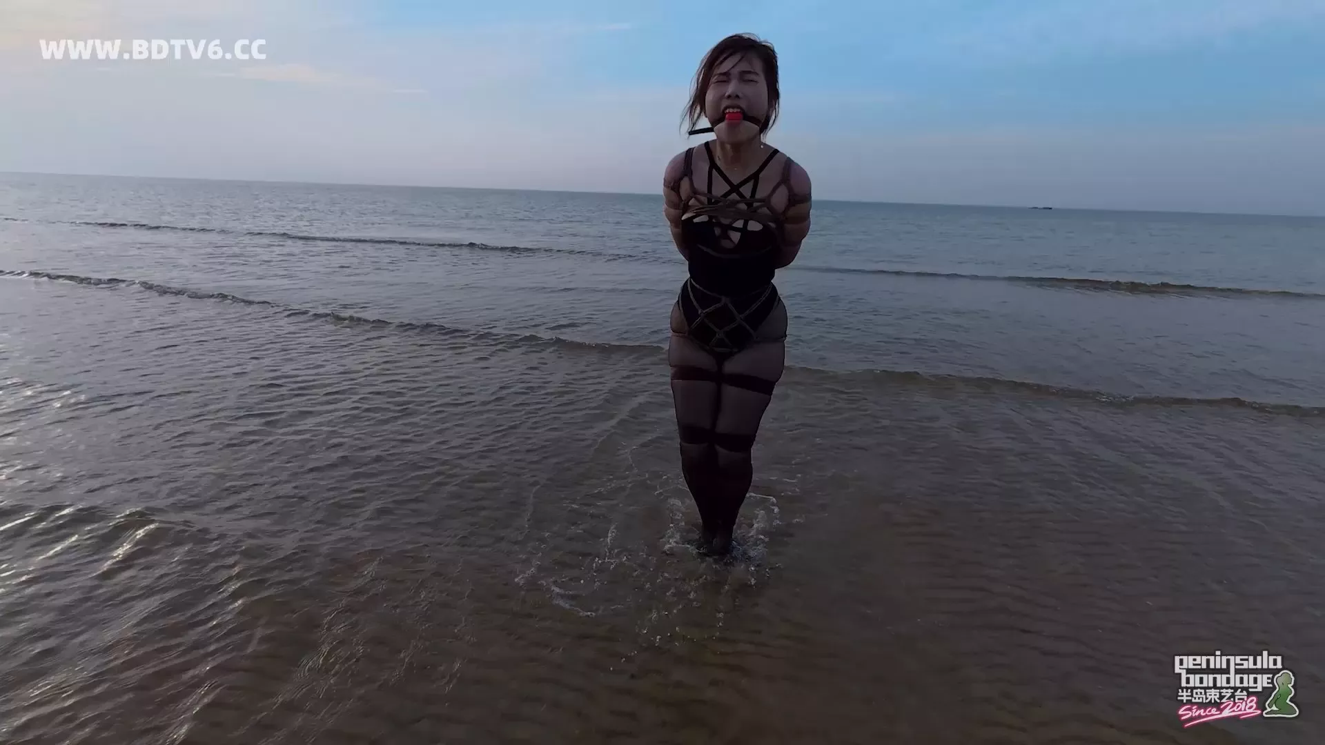 Screenshot 1 from Jinan Rope: Jumping Fish’s Desperate Escape Attempt