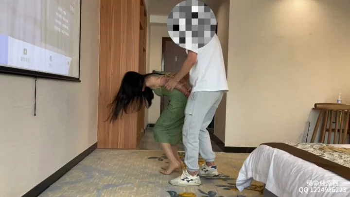 Screenshot 3 from 莱娅的强力直臂四马攒蹄捆绑:生命线束缚