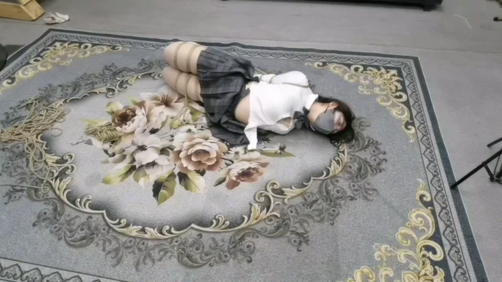 Screenshot 7 from HD to Rope Friends: Yunxianer Sima & Rouxianer’s Captive Display