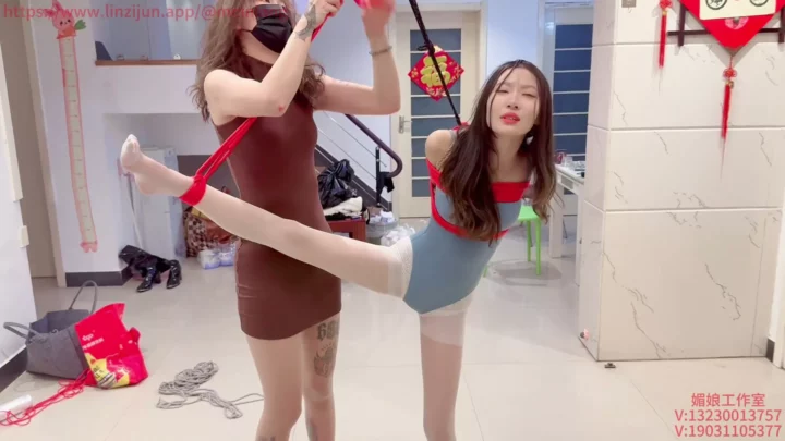 Screenshot 6 from Mei Niang Studio: Extreme Rope Leg Stretch Torture