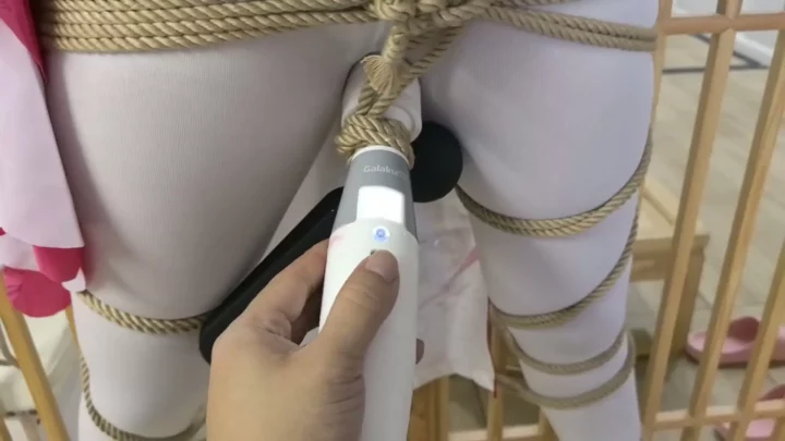 Screenshot 6 from Unicorn’s Deep H Training: Saliva Play & Frogtie Bondage
