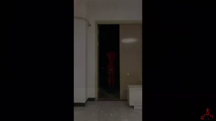 Screenshot 8 from Hemminger: Red-Clothed Ghost’s Midnight Bondage Predicament
