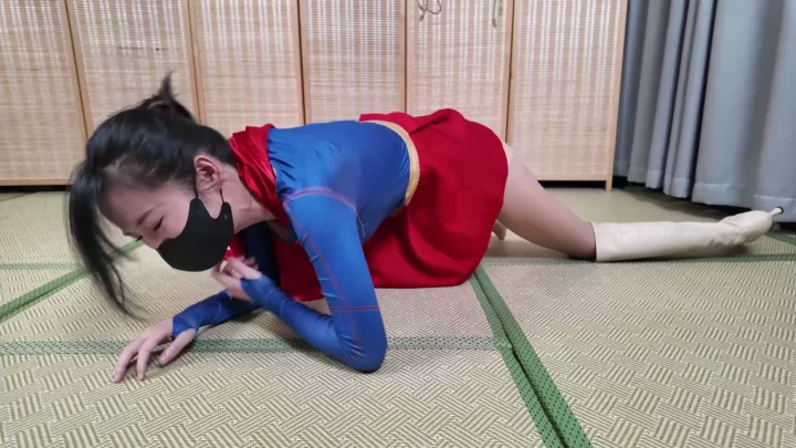 Screenshot 3 from Elephant Man Studio: Superwoman’s Silver Needle Ordeal