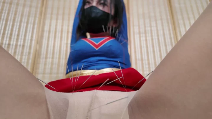 Screenshot 9 from Elephant Man Studio: Superwoman’s Silver Needle Ordeal