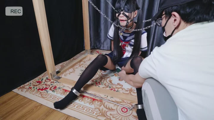 Screenshot 8 from Leng Shao & Bei Niang: Bound in Metal, Forced M-Legs