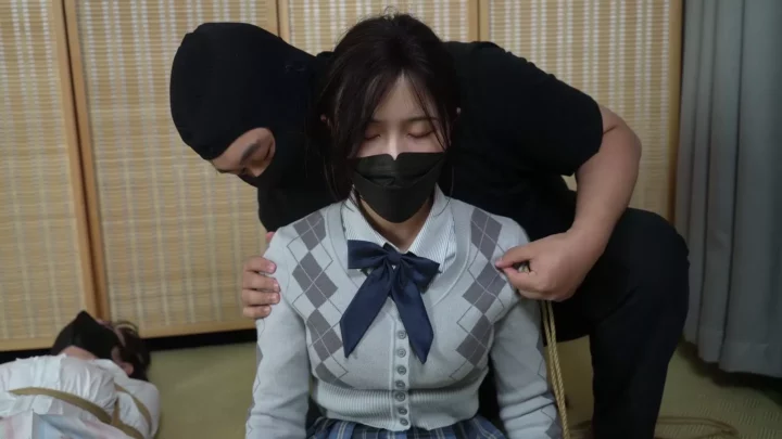 Screenshot 5 from Elephant Man: Thief Sisters Hogtied, Pretending to Be Dolls