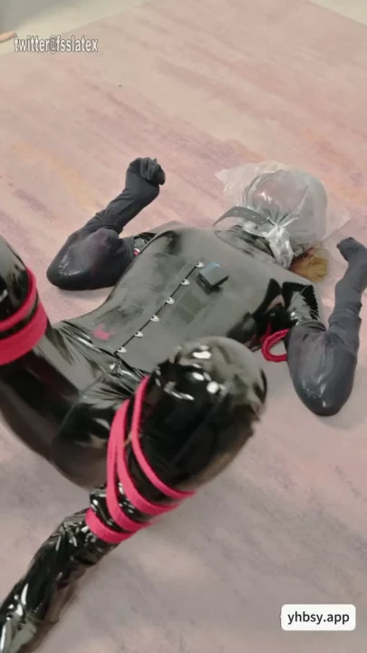 Screenshot 6 from FSS: Kiki’s Cruel Breathplay Torture for Dove