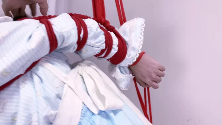Screenshot 8 from Aww Meow: Extreme Japanese Rope Bondage & Chest Torture