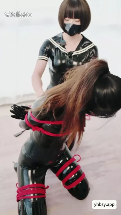 Screenshot 6 from fetishslavestudio: Dove’s Lesbian Suspension Challenge