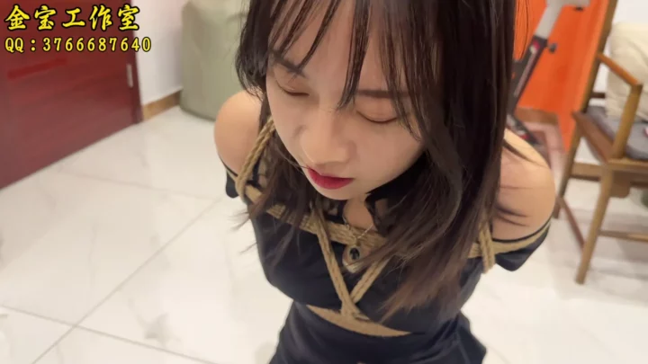 Screenshot 2 from Best Friends’ Revenge: Yiyi’s Kinky Comeuppance for Xiaoyue