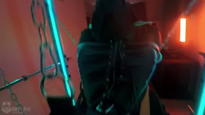Screenshot 8 from Mika’s Gantry Suspension: Crotch Breathing Tube