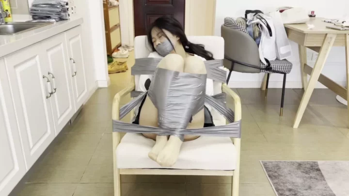 Screenshot 6 from Bound Art Records: R’s Intense Tape & Chair Bondage