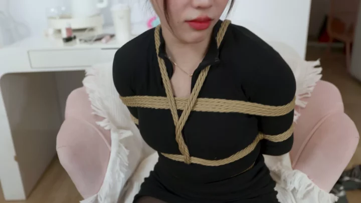 Screenshot 5 from Jenny Black: Silk-Bound Interrogation by 4K Video Studio
