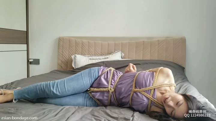 Screenshot 3 from Jiajia’s Extreme Four-Horse Hogtie: A Lifeline Studio Production