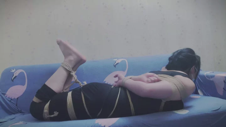 Screenshot 9 from SY’s Extreme Hogtie Challenge: Tickle Torture & Spanking