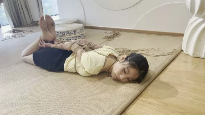 Screenshot 8 from Altman Is Also Cool: Chinese Rope Art Daily Life Part 2