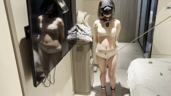 Screenshot 5 from Fu Yu: First Snow’s Extreme Bondage & Tightrope Challenge